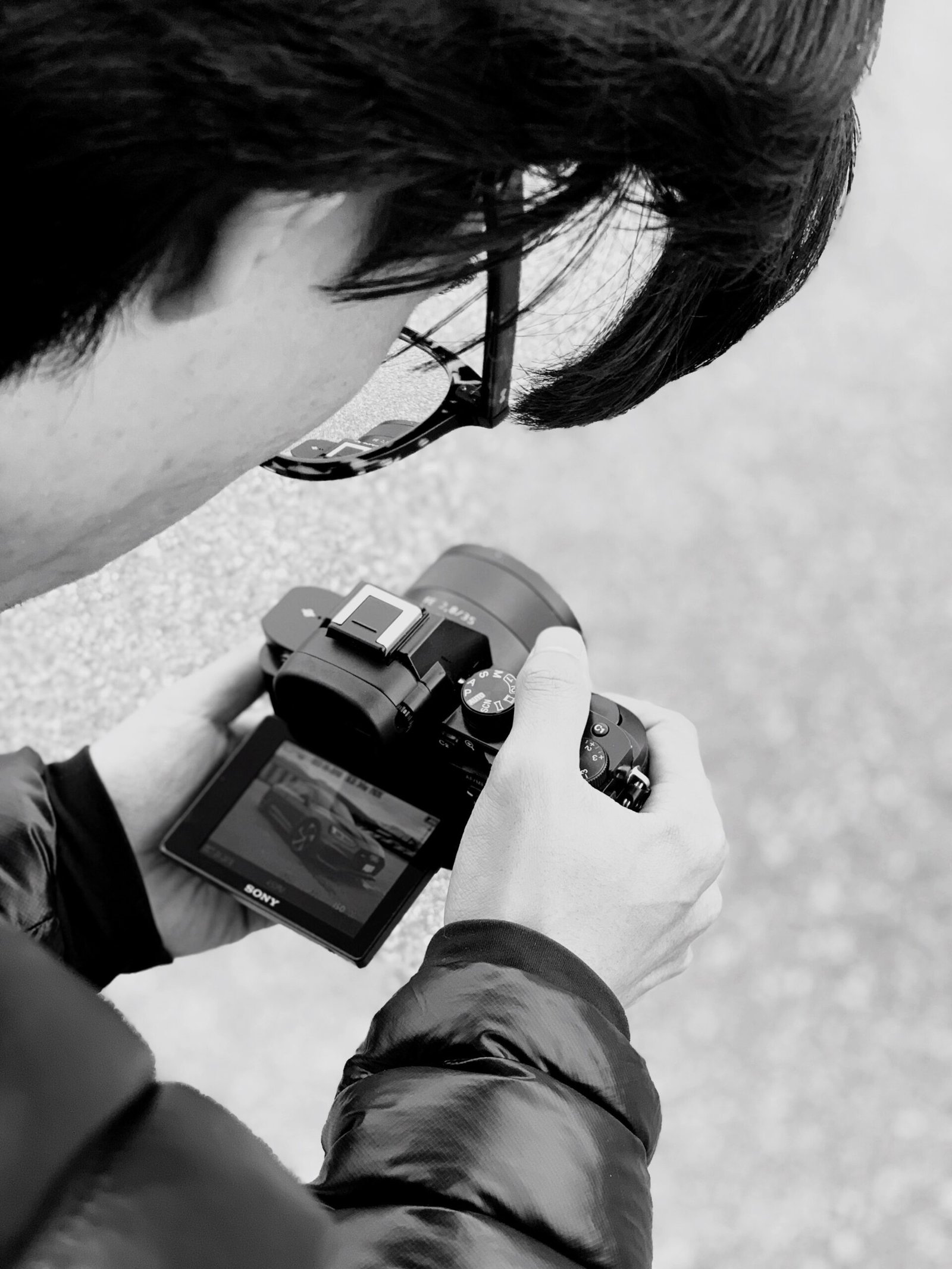 close-up-man-photographing-through-camera